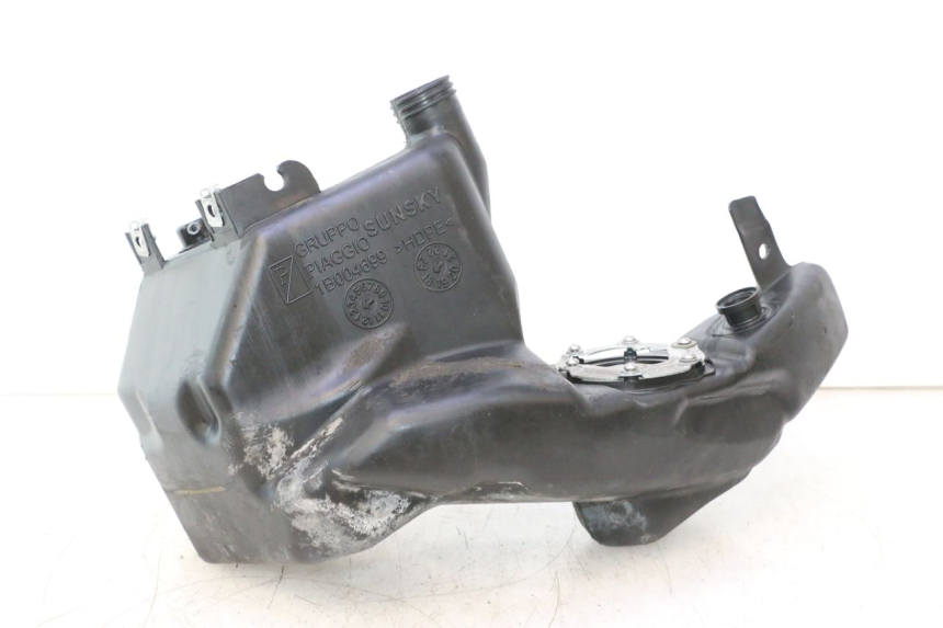 photo de RESERVOIR ESSENCE PIAGGIO ZIP 4T 50 (2018 - 2020) - Détail de la pièce