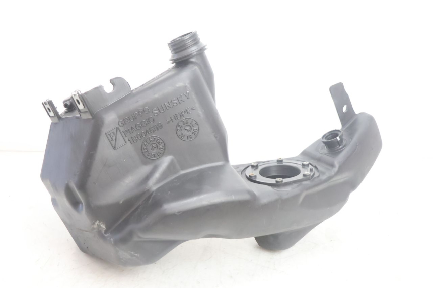 photo de RESERVOIR ESSENCE PIAGGIO ZIP IGET 4T 50 (2021 - 2023) - Vue principale