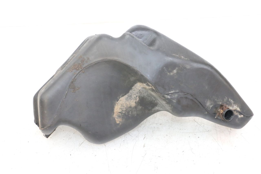 photo de RESERVOIR ESSENCE PIAGGIO ZIP RST 50 (1996 - 1998) - Détail de la pièce