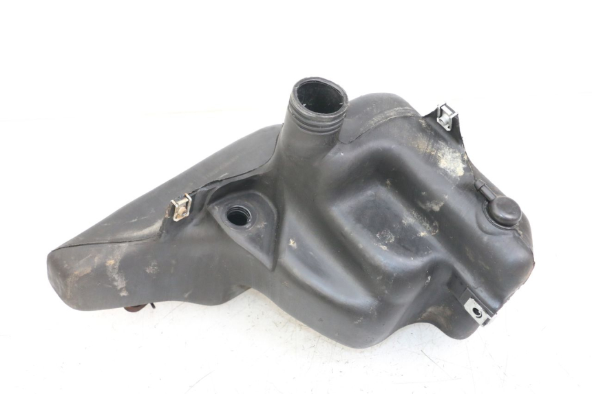 photo de RESERVOIR ESSENCE PIAGGIO ZIP RST 50 (1996 - 1998) - Autre angle de vue