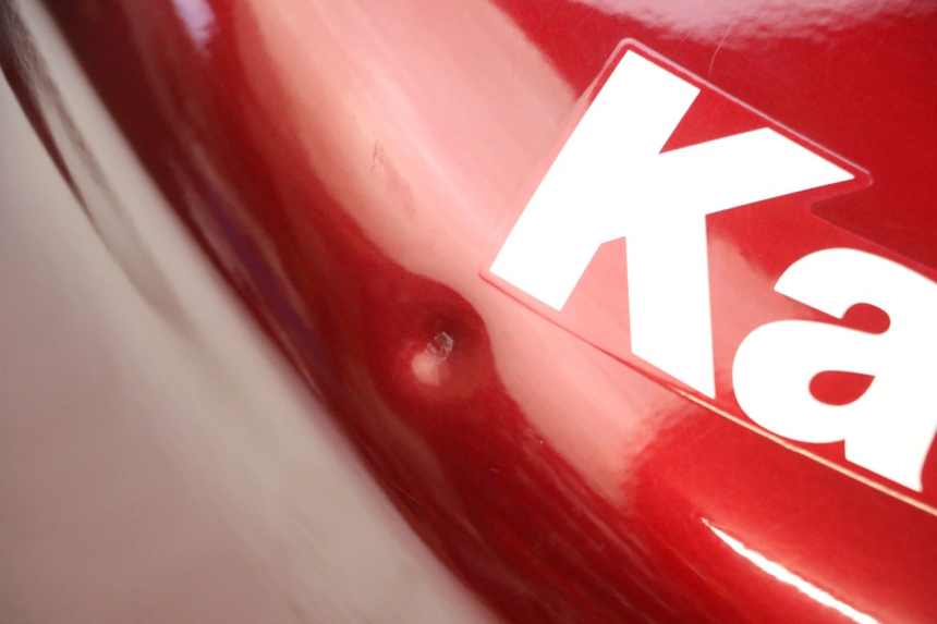 photo de RESERVOIR ESSENCE KAWASAKI ZR 7 750 (1999 - 2004) - Angle alternatif