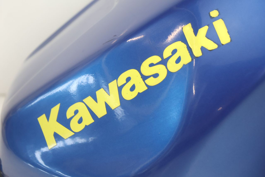 photo de RESERVOIR ESSENCE KAWASAKI ZX-6R ZX6R 600 (1995 - 1997) - Zoom état d’usage