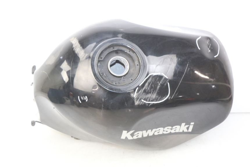 photo de RESERVOIR ESSENCE KAWASAKI ZZR 600 (1995 - 2004) - Vue principale