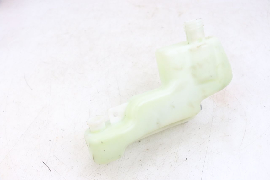 photo de RESERVOIR HUILE DAELIM A-FOUR 2T 50 (2005 - 2012) - Détail de la pièce