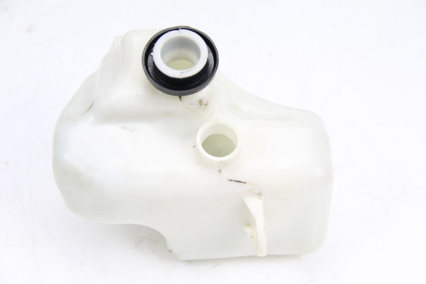 photo de RESERVOIR HUILE KYMCO AGILITY FR 2T 50 (2012 - 2017) - Autre angle de vue