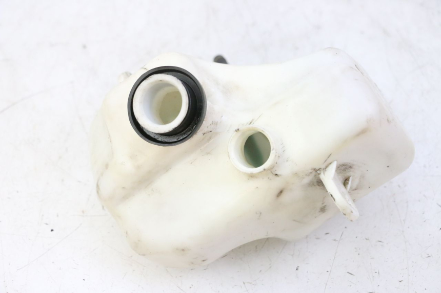 photo de RÉSERVOIR HUILE KYMCO AGILITY NAKED RENOUVO 2T 50 (2011 - 2018) - Vue principale