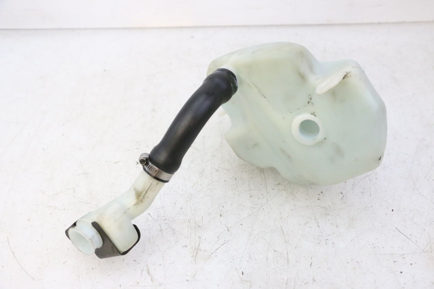 photo de RESERVOIR HUILE YAMAHA BW'S 100 (1999 - 2002) - Vue principale