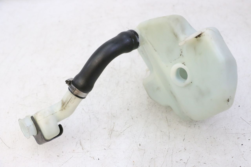 photo de RESERVOIR HUILE YAMAHA BW'S 100 (1999 - 2002) - Zoom état d’usage