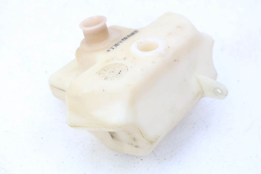 photo de RÉSERVOIR HUILE YAMAHA BW'S NAKED 50 (2008 - 2019) - Autre angle de vue