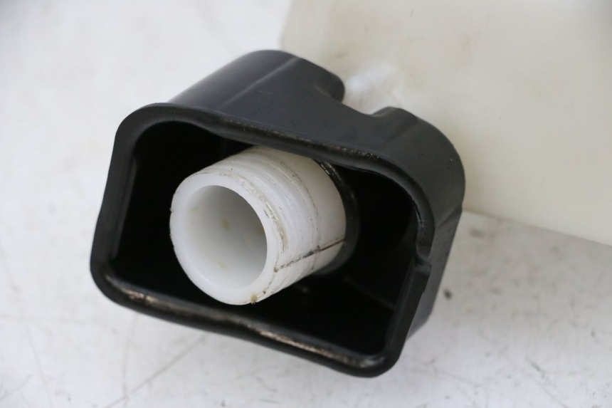 photo de RÉSERVOIR HUILE PEUGEOT CITYSTAR 50 (2013 - 2017) - Détail de la pièce