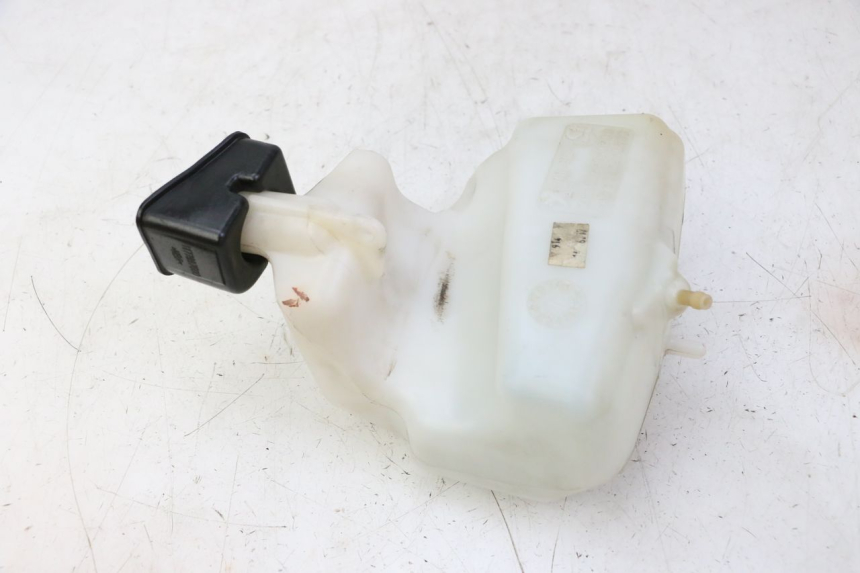 photo de RÉSERVOIR HUILE PEUGEOT CITYSTAR 50 (2013 - 2017) - Zoom état d’usage