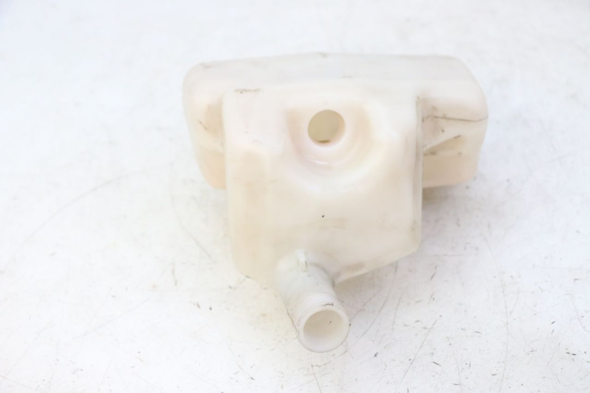 photo de RÉSERVOIR HUILE PEUGEOT CITYSTAR 50 (2013 - 2017) - Points de fixation