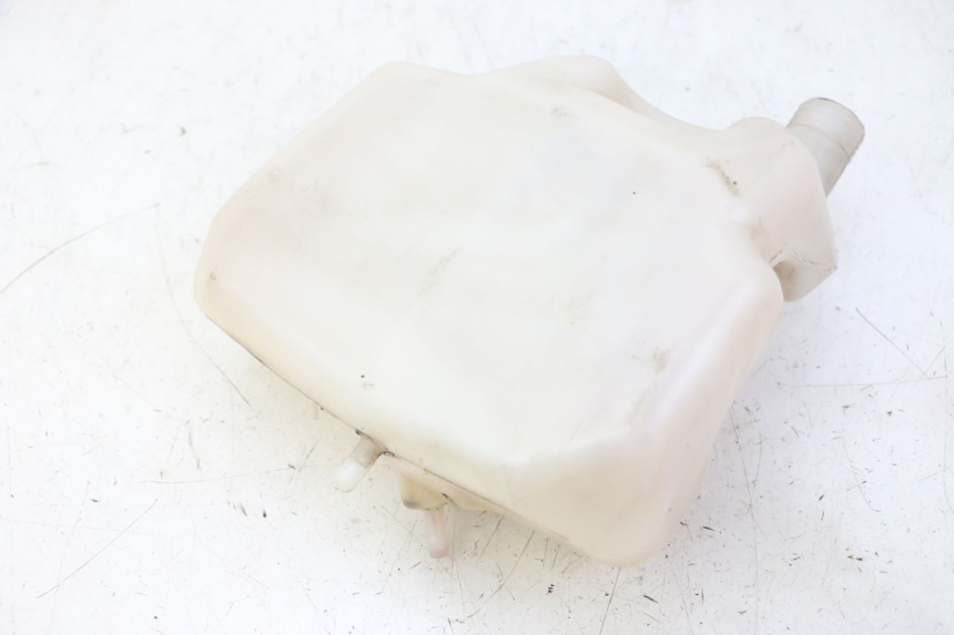 photo de RÉSERVOIR HUILE PEUGEOT CITYSTAR 50 (2013 - 2017) - État de surface