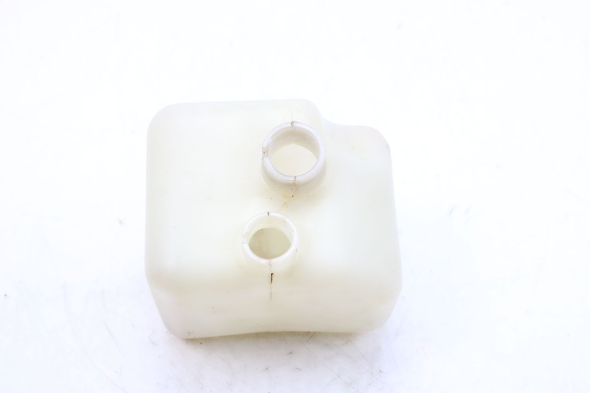 photo de RÉSERVOIR HUILE SUZUKI CP 80 (1985 - 1996) - Détail de la pièce