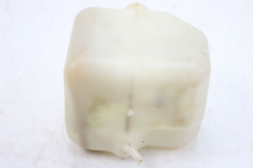 photo de RÉSERVOIR HUILE SUZUKI CP 80 (1985 - 1996) - Autre angle de vue