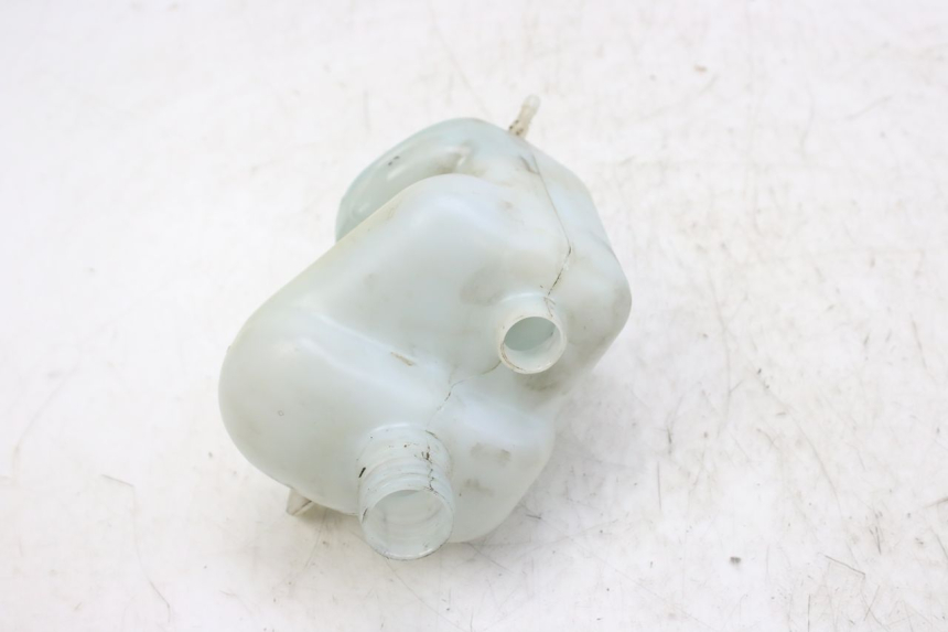 photo de RESERVOIR HUILE PEUGEOT ELYSTAR 50 (2002 - 2014) - Autre angle de vue