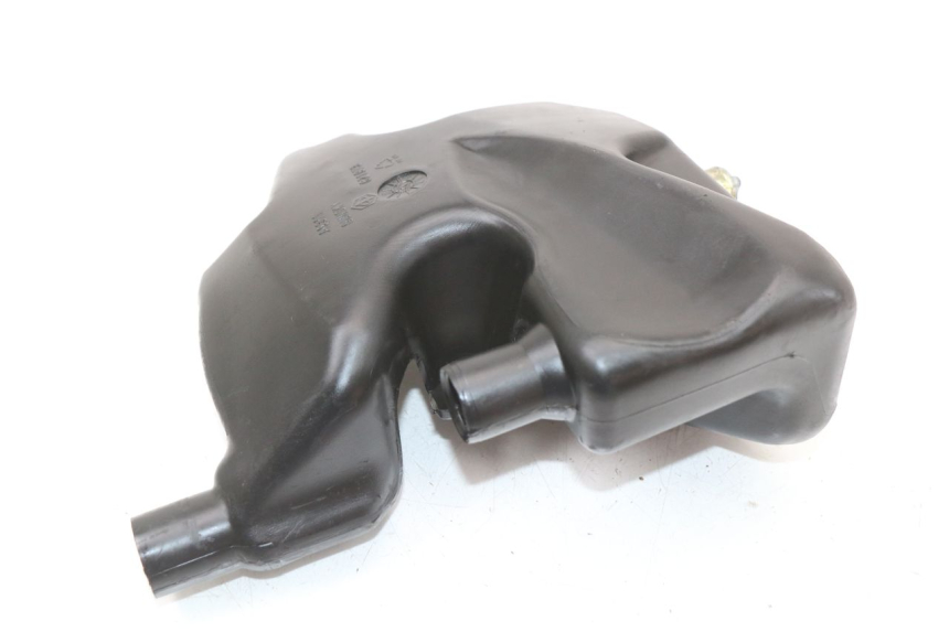photo de RESERVOIR HUILE PIAGGIO FLY 2T 50 (2004 - 2017) - Détail de la pièce