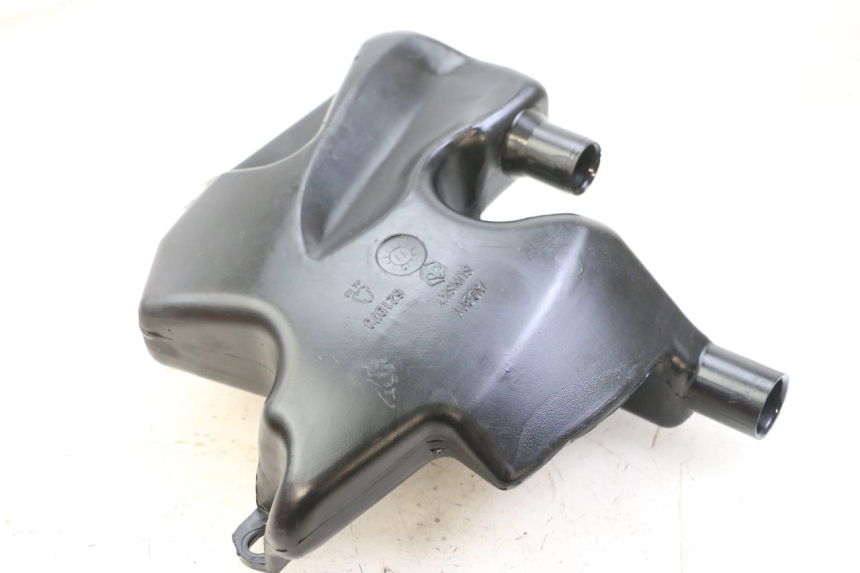 photo de RESERVOIR HUILE PIAGGIO FLY 2T 50 (2004 - 2017) - Vue principale