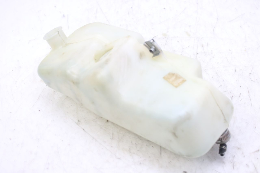 photo de RÉSERVOIR HUILE DERBI GPR 50 (2004 - 2009) - Gros plan technique