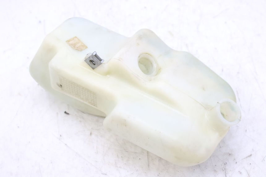 photo de RÉSERVOIR HUILE DERBI GPR 50 (2004 - 2009) - Points de fixation