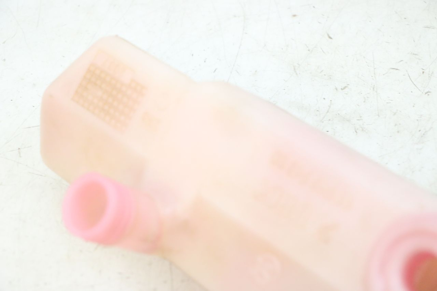 photo de RESERVOIR HUILE PEUGEOT JET FORCE CARBU 50 (2003 - 2016) - Vue d’ensemble