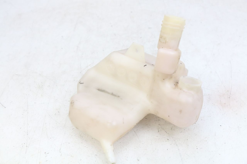 photo de RÉSERVOIR HUILE SYM JET SPORT XR 50 (2006 - 2015) - Autre angle de vue