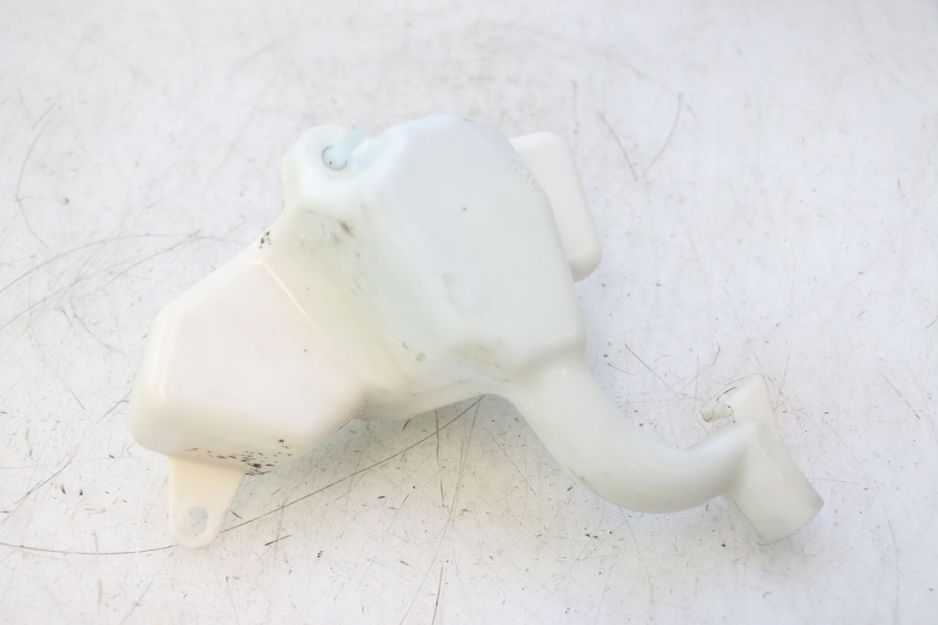 photo de RÉSERVOIR HUILE PEUGEOT KISBEE 2T 50 (2010 - 2017) - Autre angle de vue