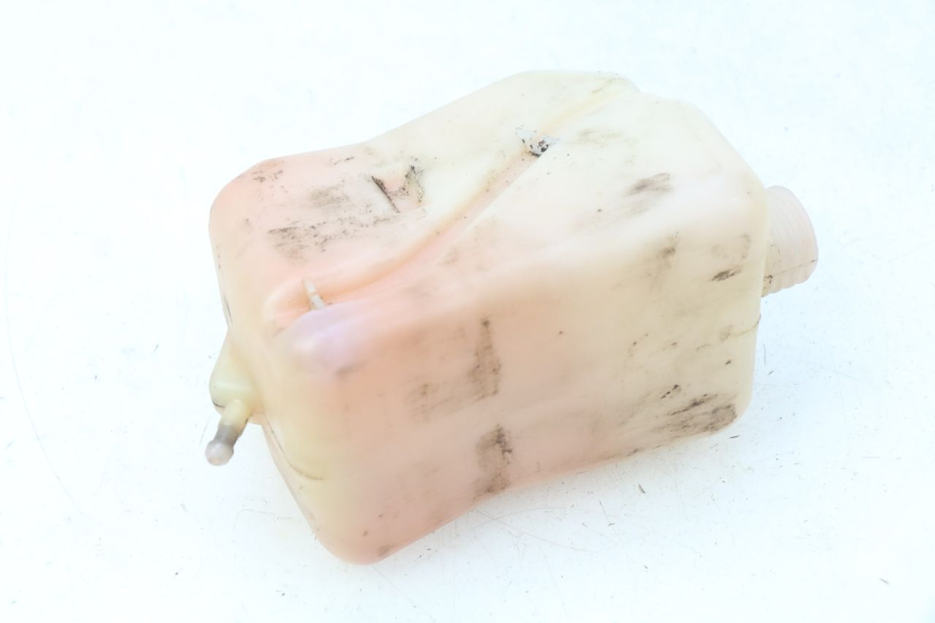 photo de RESERVOIR HUILE PEUGEOT LUDIX BLASTER 50 (2006 - 2014) - Zoom état d’usage