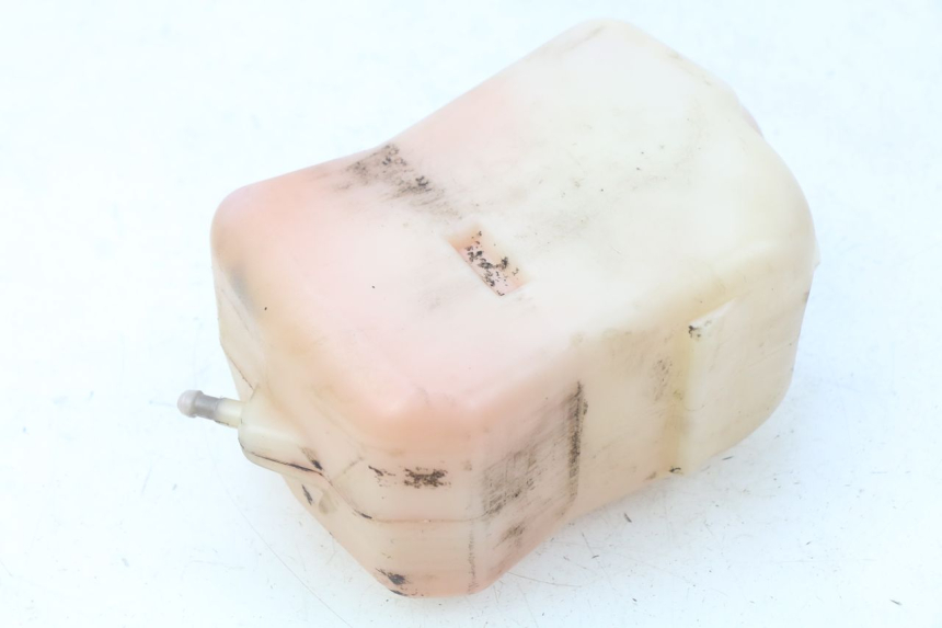 photo de RESERVOIR HUILE PEUGEOT LUDIX BLASTER 50 (2006 - 2014) - Autre angle de vue