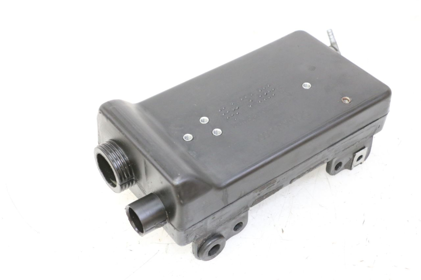 photo de RESERVOIR HUILE RIEJU MRT 50 (2018 - 2021) - Détail de la pièce