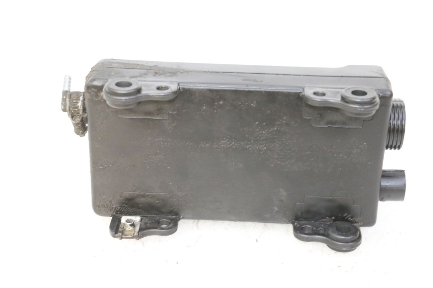 photo de RESERVOIR HUILE RIEJU MRT 50 (2018 - 2021) - Vue d’ensemble