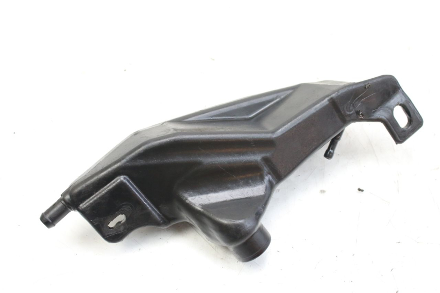 photo de RÉSERVOIR HUILE PIAGGIO NEW TYPHOON 50 (2018 - 2021) - Autre angle de vue