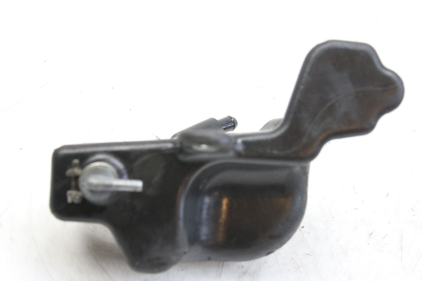 photo de RÉSERVOIR HUILE PIAGGIO NEW TYPHOON 50 (2018 - 2021) - Gros plan technique