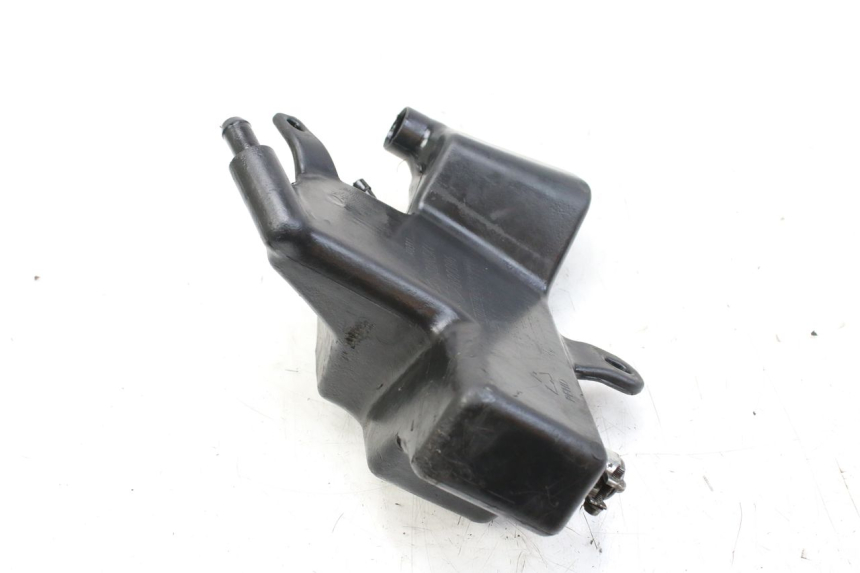 photo de RÉSERVOIR HUILE PIAGGIO NEW TYPHOON 50 (2018 - 2021) - Points de fixation