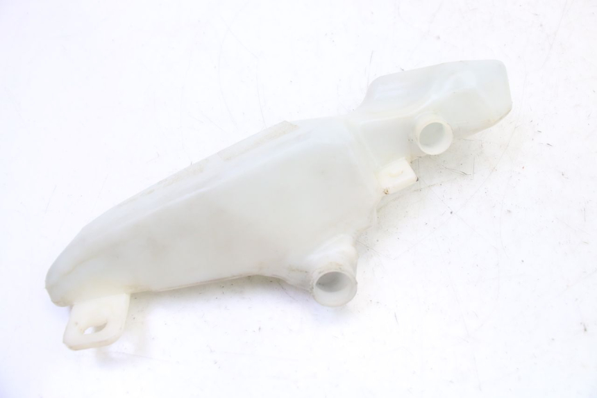 photo de RÉSERVOIR HUILE PIAGGIO NEW TYPHOON 50 (2018 - 2021) - Zoom état d’usage