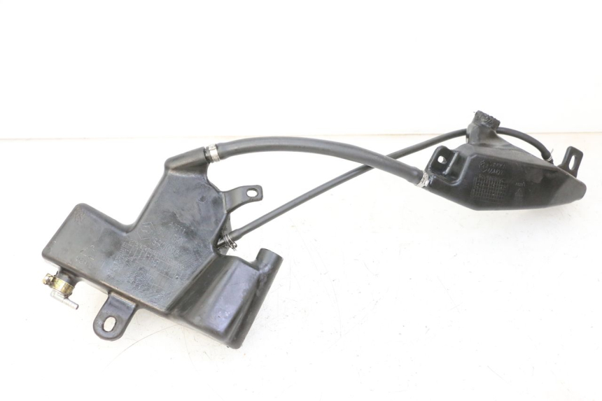 photo de RÉSERVOIR HUILE PIAGGIO NEW TYPHOON 50 (2010 - 2017) - Vue principale