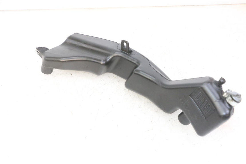 photo de RESERVOIR HUILE PIAGGIO NRG POWER PUREJET 50 (2018 - 2021) - Gros plan technique