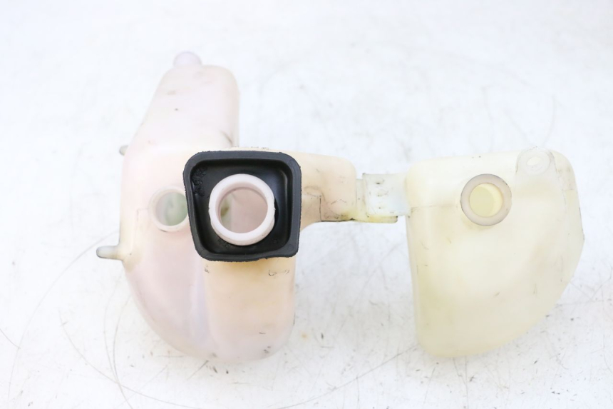 photo de RESERVOIR HUILE HONDA NSR R 125 (1994 - 2003) - Vue principale