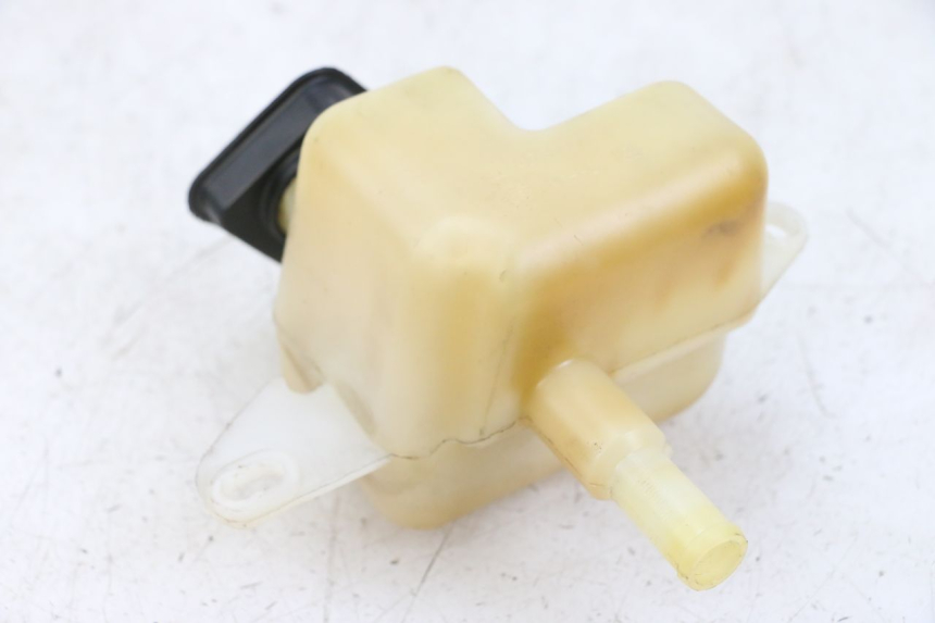 photo de RESERVOIR HUILE PEUGEOT ELYSTAR 125 (2002 - 2007) - Autre angle de vue