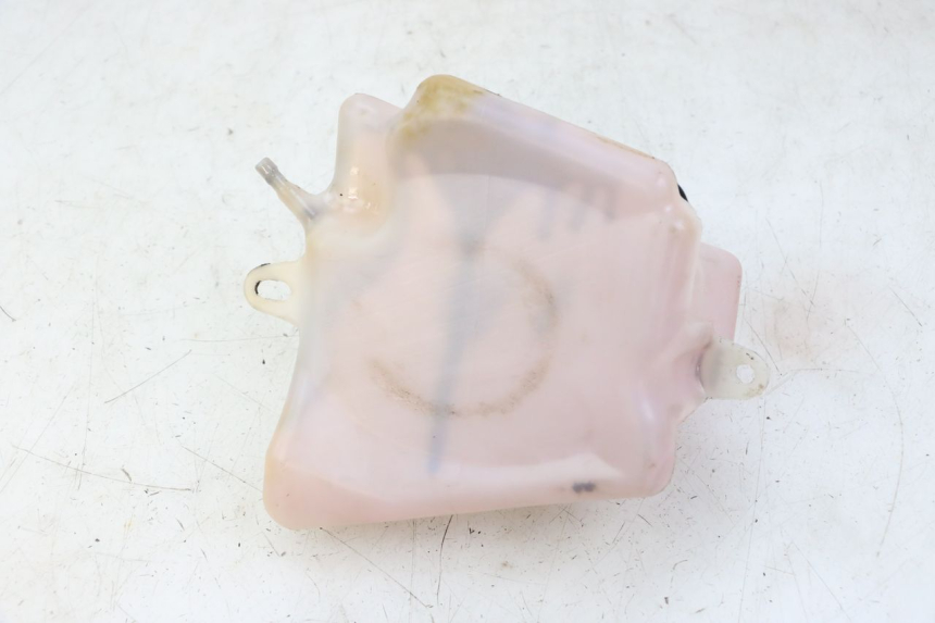 photo de RESERVOIR HUILE PEUGEOT TREKKER TKR 50 (2005 - 2014) - Autre angle de vue