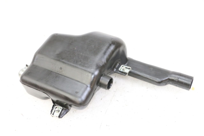 photo de RÉSERVOIR HUILE PIAGGIO VESPA S 2T 50 (2007 - 2014) - Zoom état d’usage