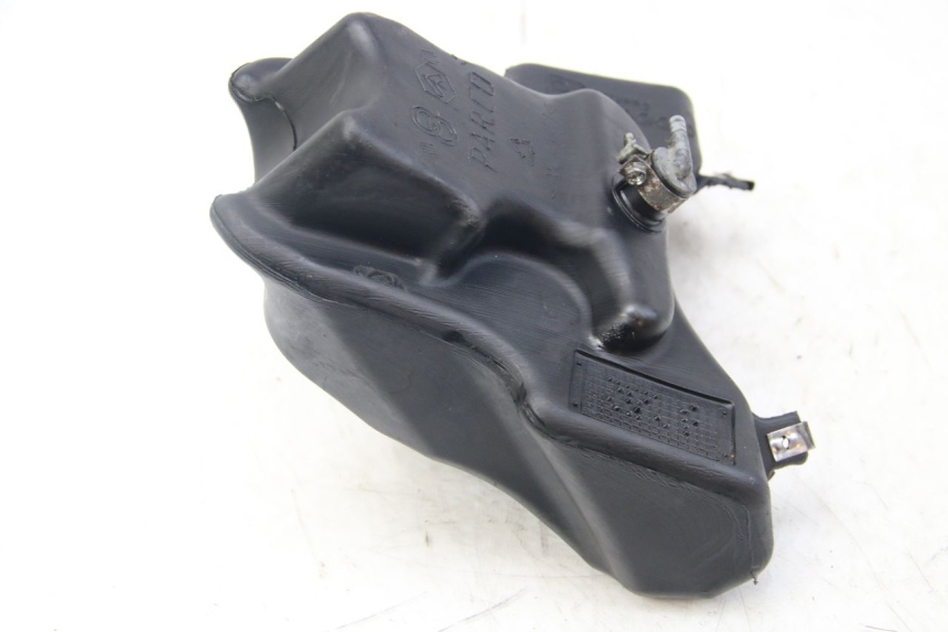 photo de RÉSERVOIR HUILE GILERA RUNNER SP 50 (2009 - 2017) - Autre angle de vue