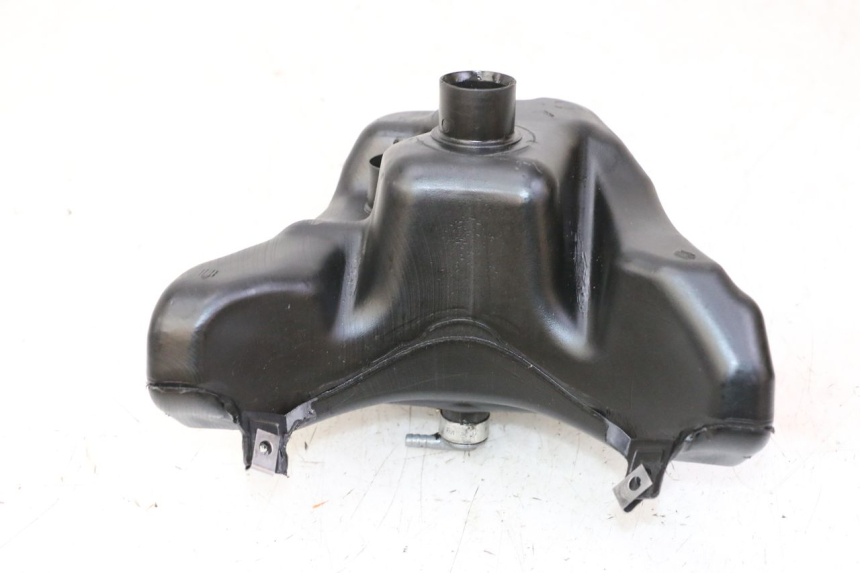 photo de RÉSERVOIR HUILE GILERA RUNNER SP 50 (2009 - 2017) - Zoom état d’usage