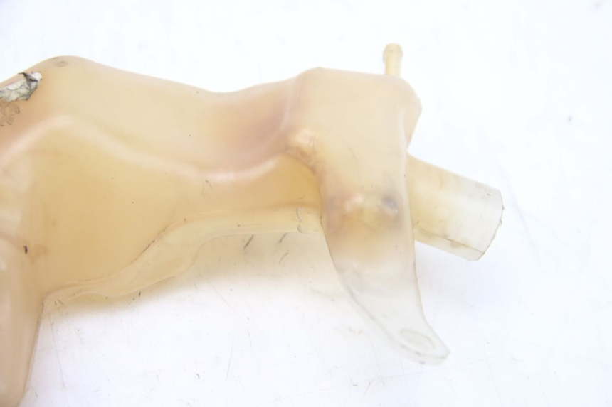 photo de RÉSERVOIR HUILE SUZUKI SIXTEEN 125 (2008 - 2010) - Vue d’ensemble