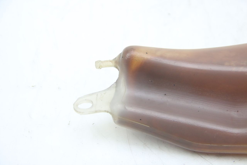 photo de RÉSERVOIR HUILE SUZUKI SIXTEEN 125 (2008 - 2010) - État de surface