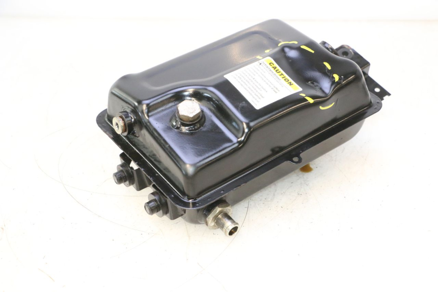 photo de RESERVOIR HUILE CAN-AM SPYDER RS 1000 (2008 - 2012) - Pièce contrôlée