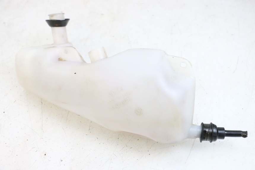 photo de RESERVOIR HUILE APRILIA SR CARB LC 2T 50 (2004 - 2012) - Détail de la pièce