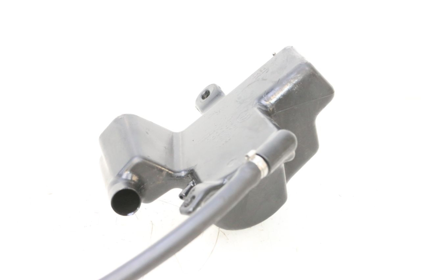 photo de RESERVOIR HUILE APRILIA SR MOTARD 50 (2012 - 2018) - État de surface