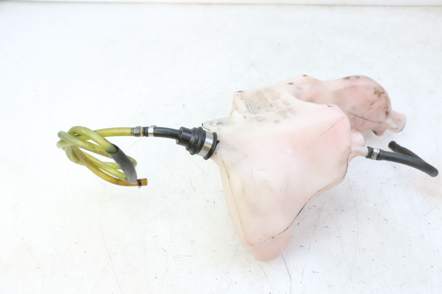 photo de RÉSERVOIR HUILE APRILIA SR R 2T LC 50 (2018 - 2021) - Zoom état d’usage