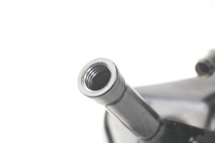 photo de RESERVOIR HUILE YAMAHA TDM ABS 900 (2002 - 2014) - Vue d’ensemble